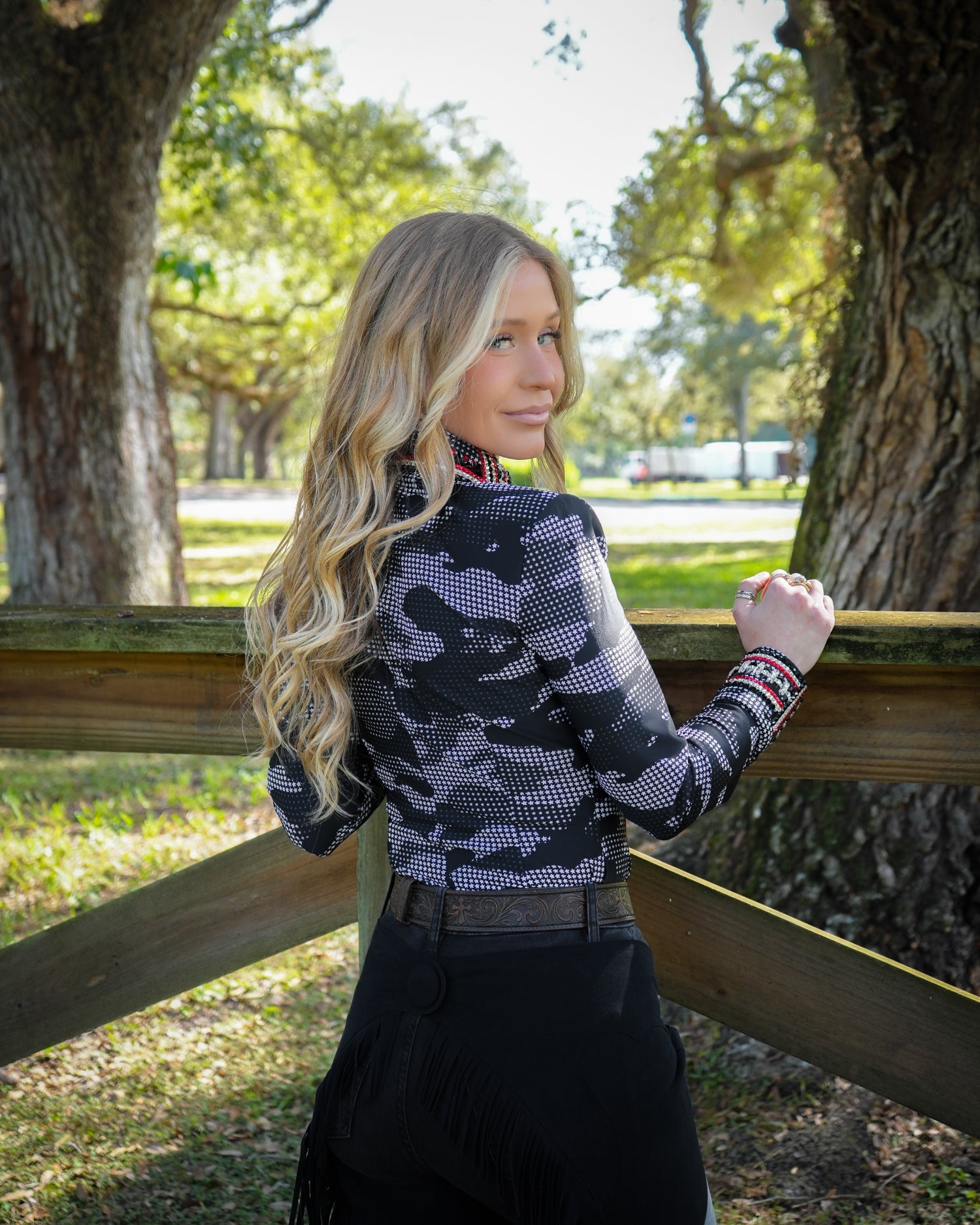 Retro REMAKE - Camo #100 - Hidden Zipper Retro Shirt