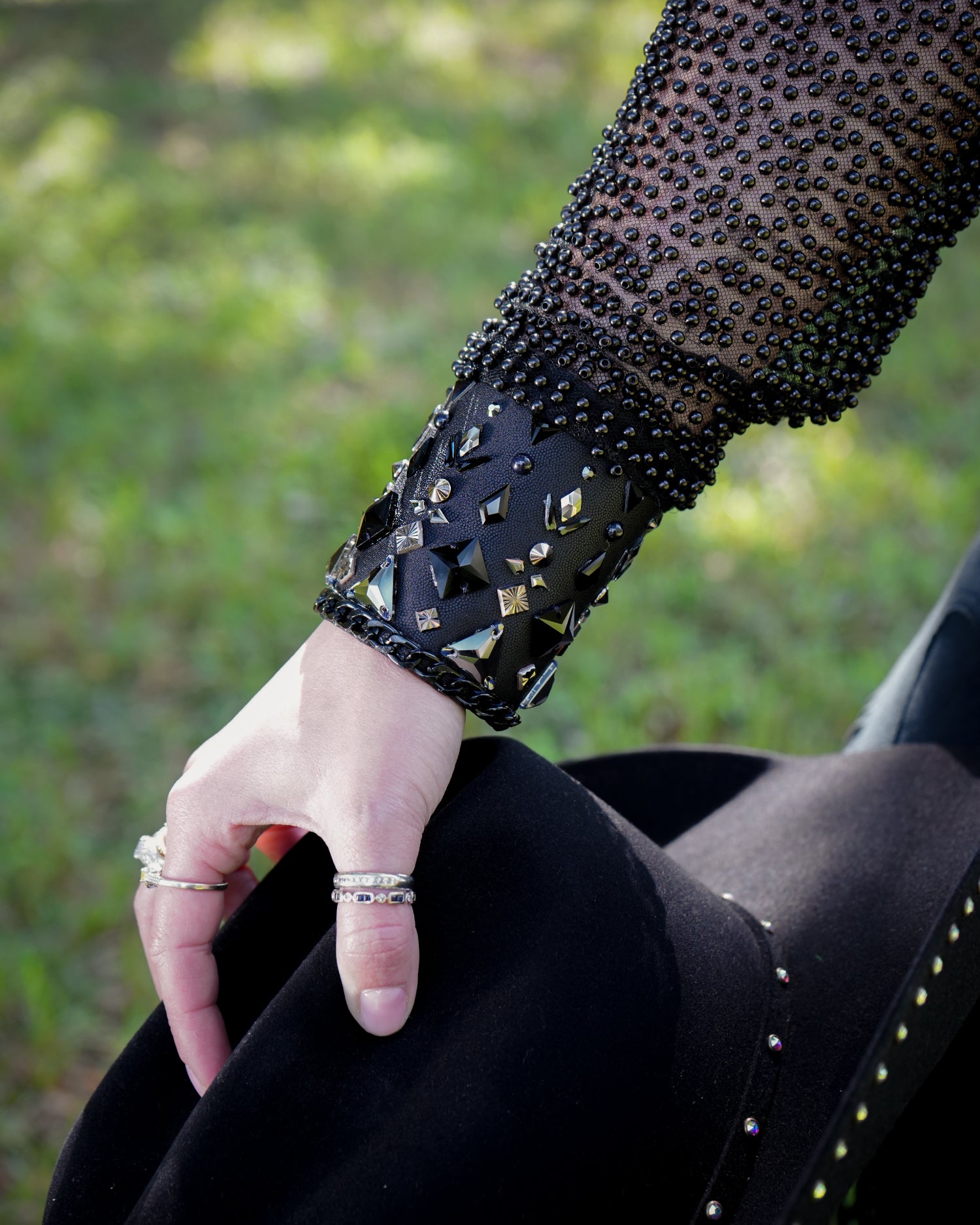 Retro REMAKE - Metallic #10 - Black/Matte Black - Sheer Sleeves - Hidden Zipper Retro Shirt