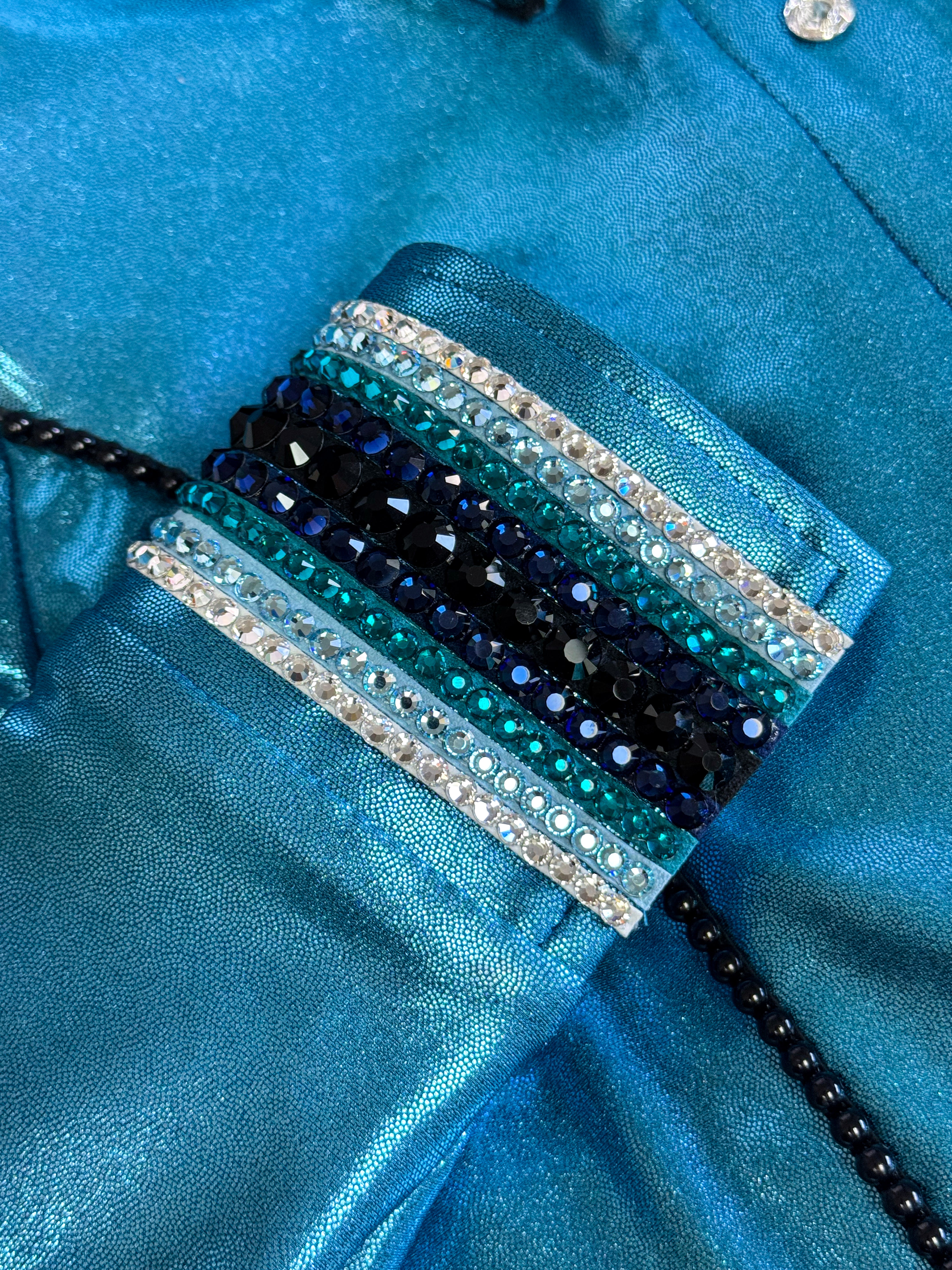 Size 10 - Metallic - Hidden Zipper Retro Shirt