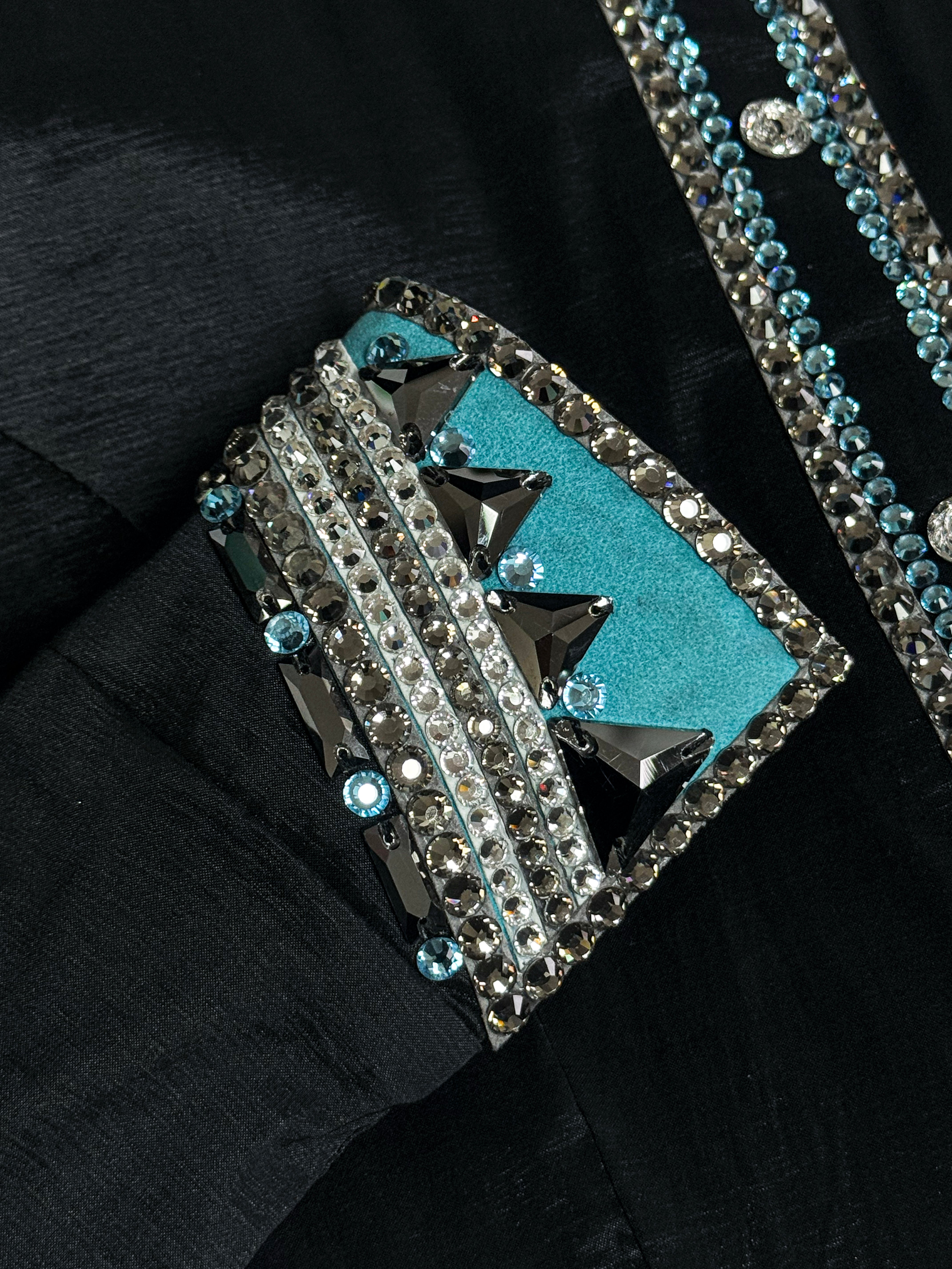 Size 4 - Preowned - Hidden Zipper Retro Shirt