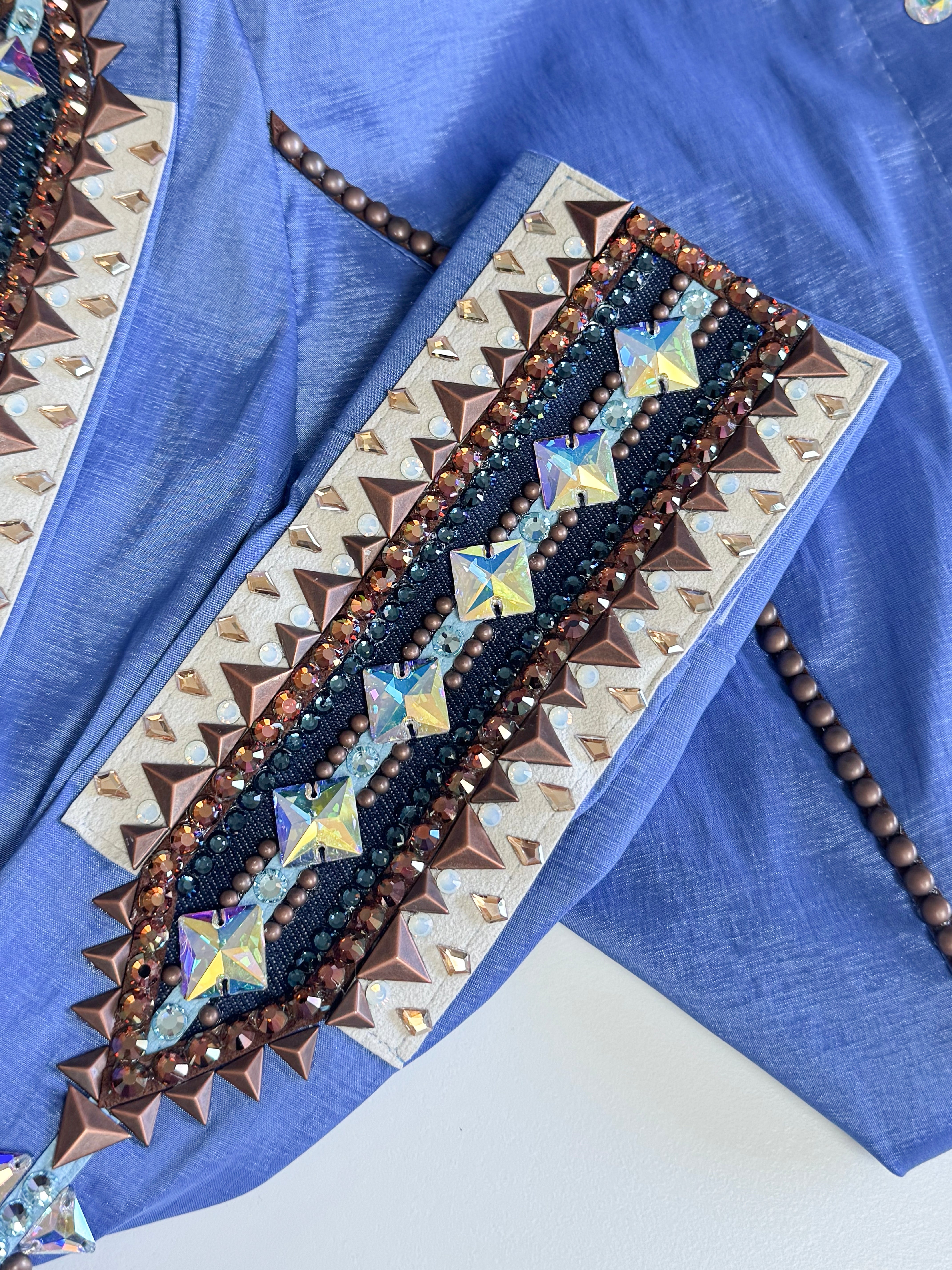 Size 8 - Hidden Zipper Retro Shirt