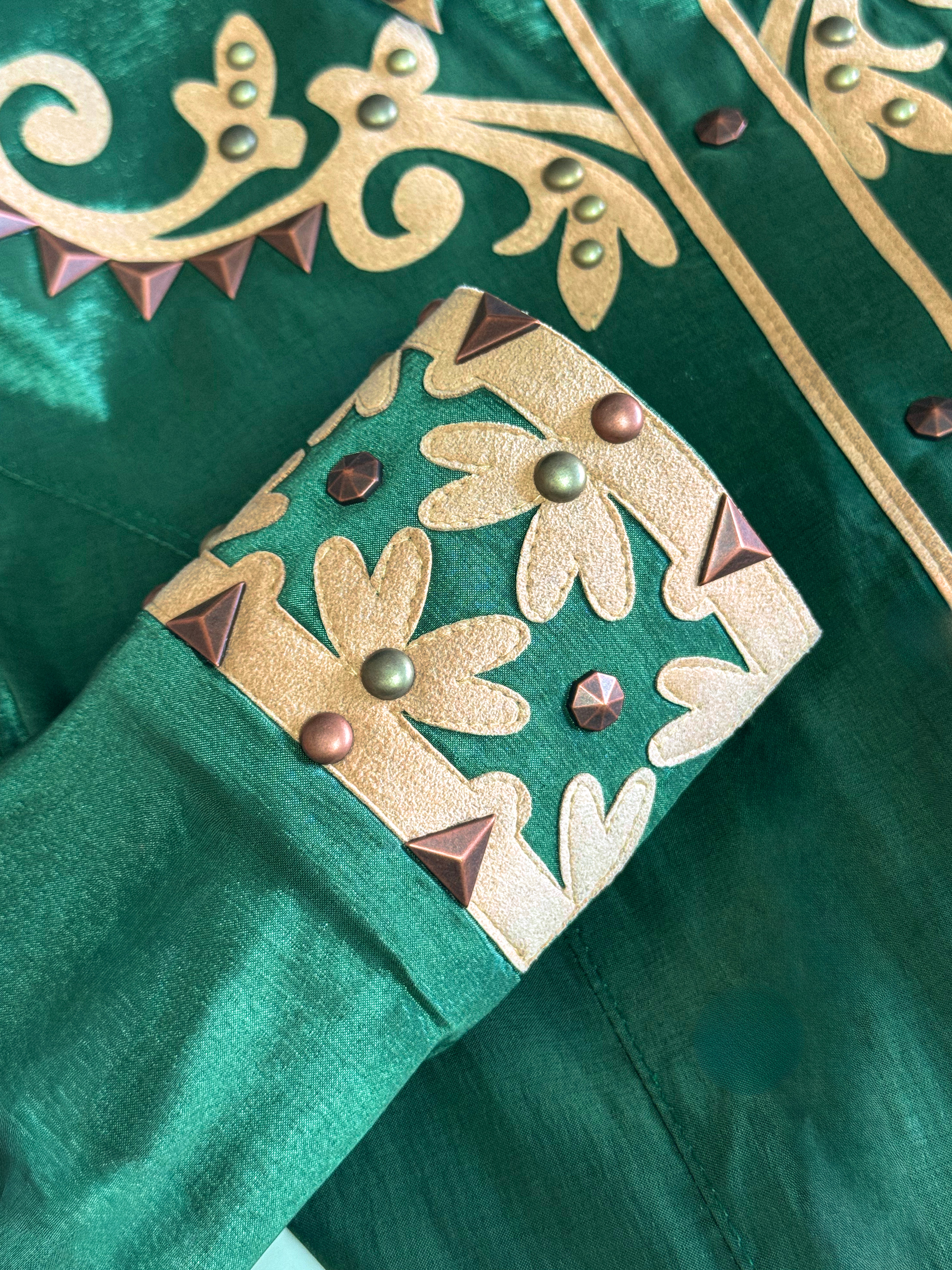 Size 10 - Ranch Hidden Zipper Retro Shirt