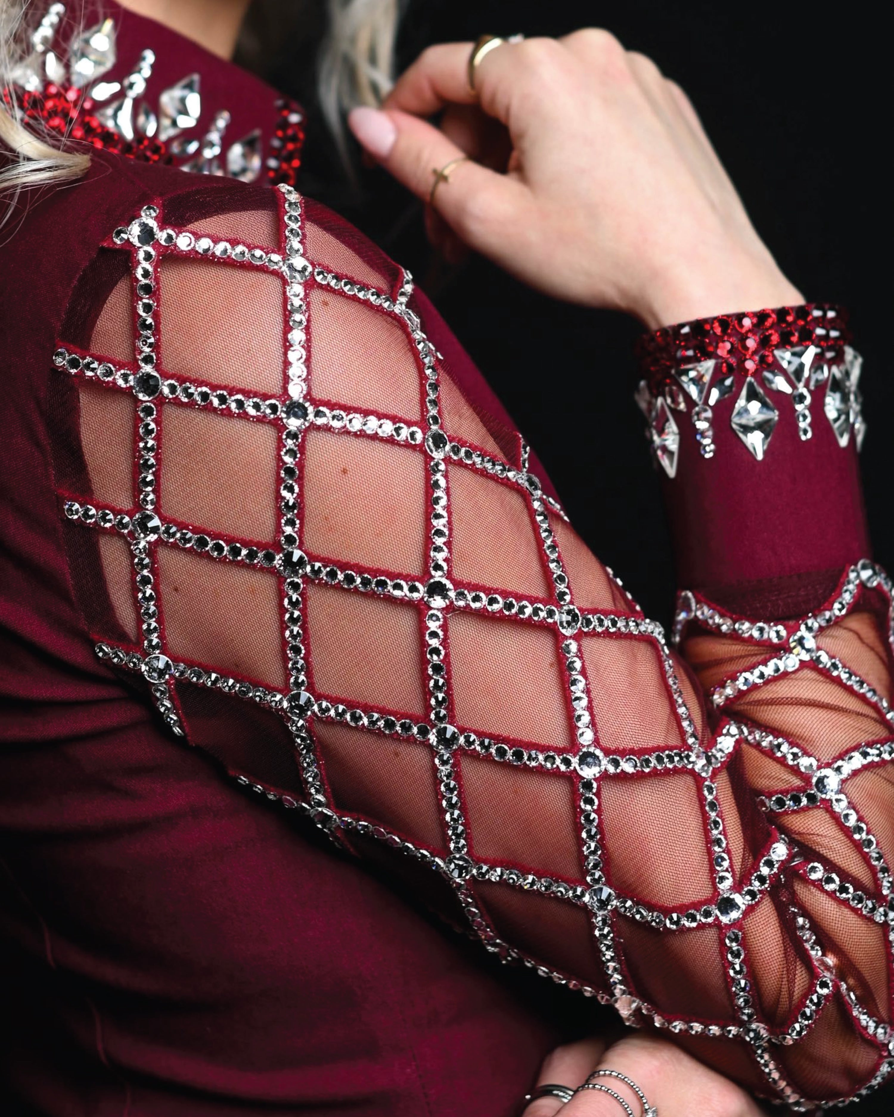 Retro REMAKE - Sheer Sleeves Hidden Zipper Retro Shirt