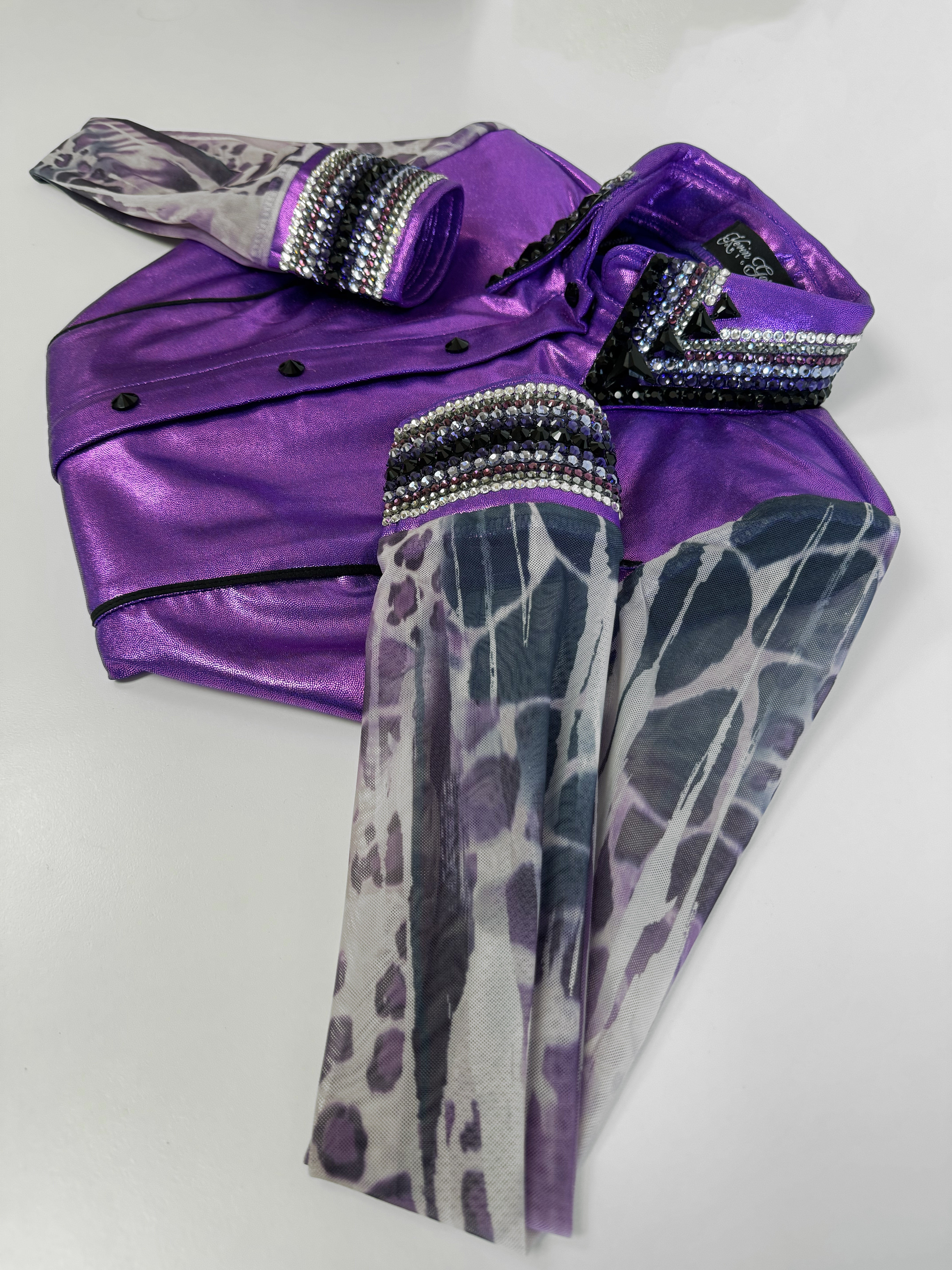 Size 8 Sheer Sleeves Hidden Zipper Retro Shirt