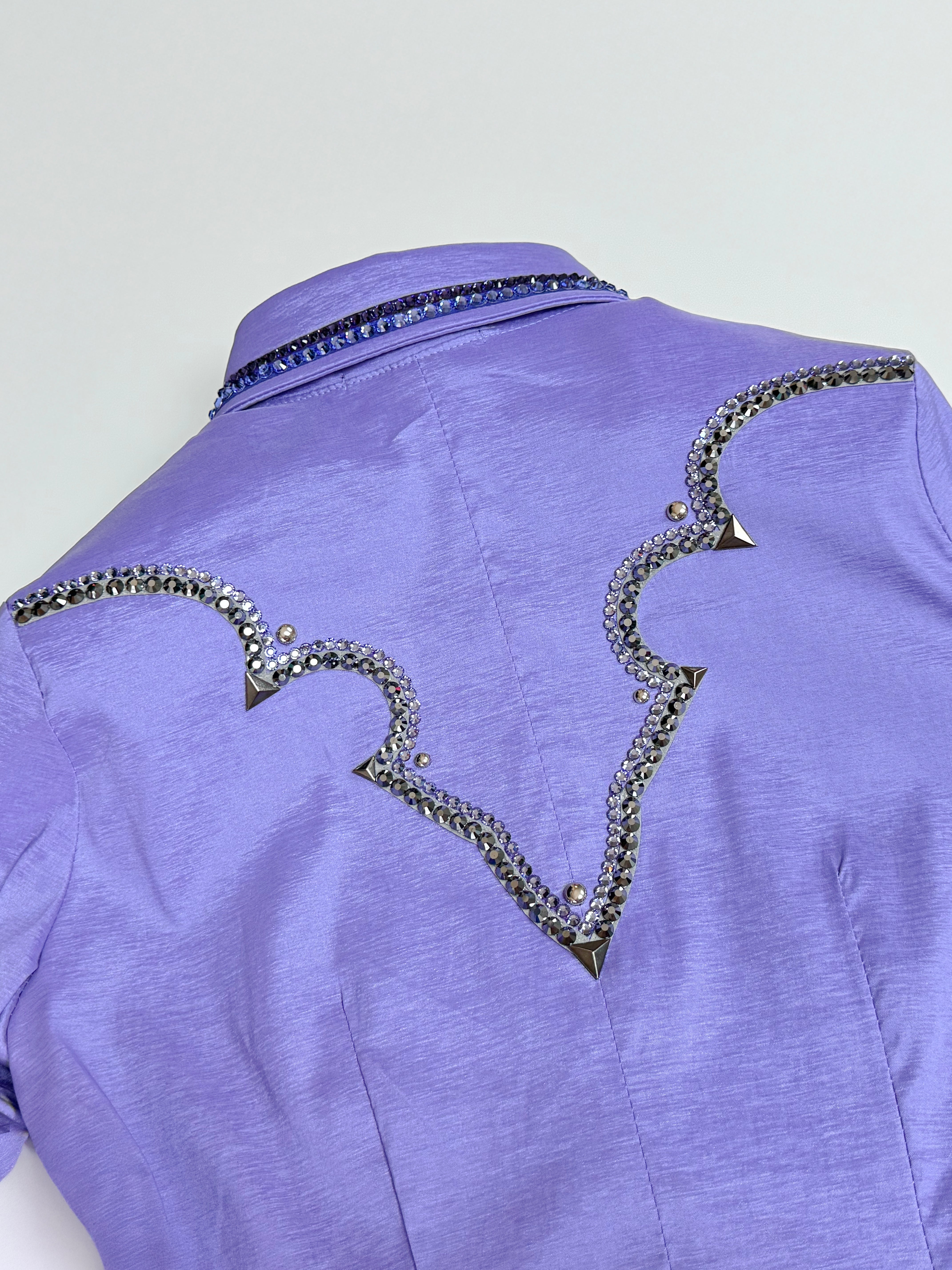 Size 8 - Hidden Zipper Retro Shirt