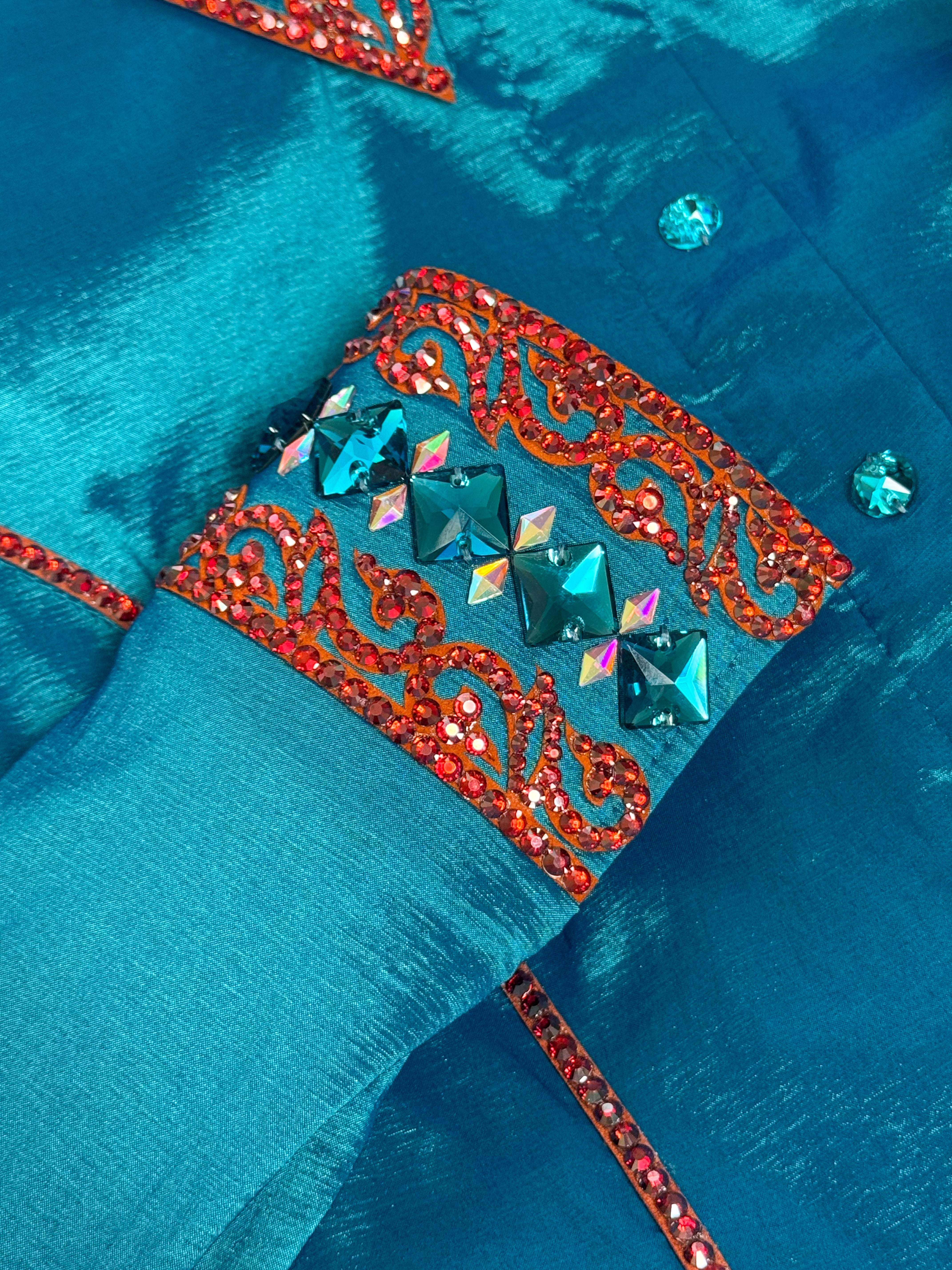 Size 8 - Hidden Zipper Retro Shirt